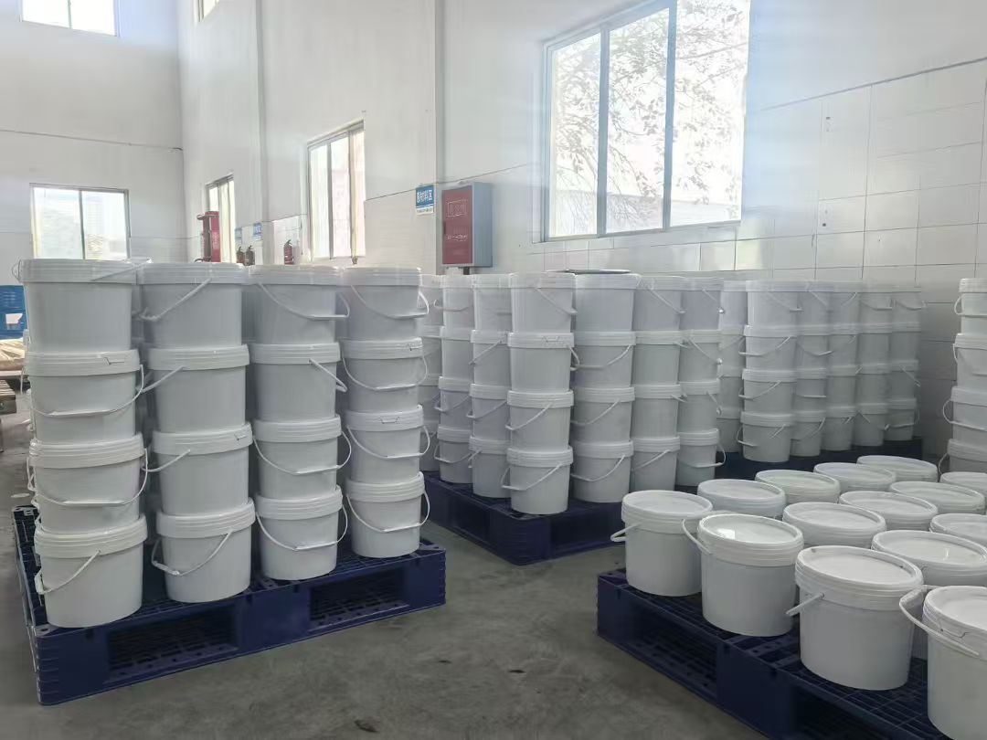 防潮防凝露自流平封堵剂